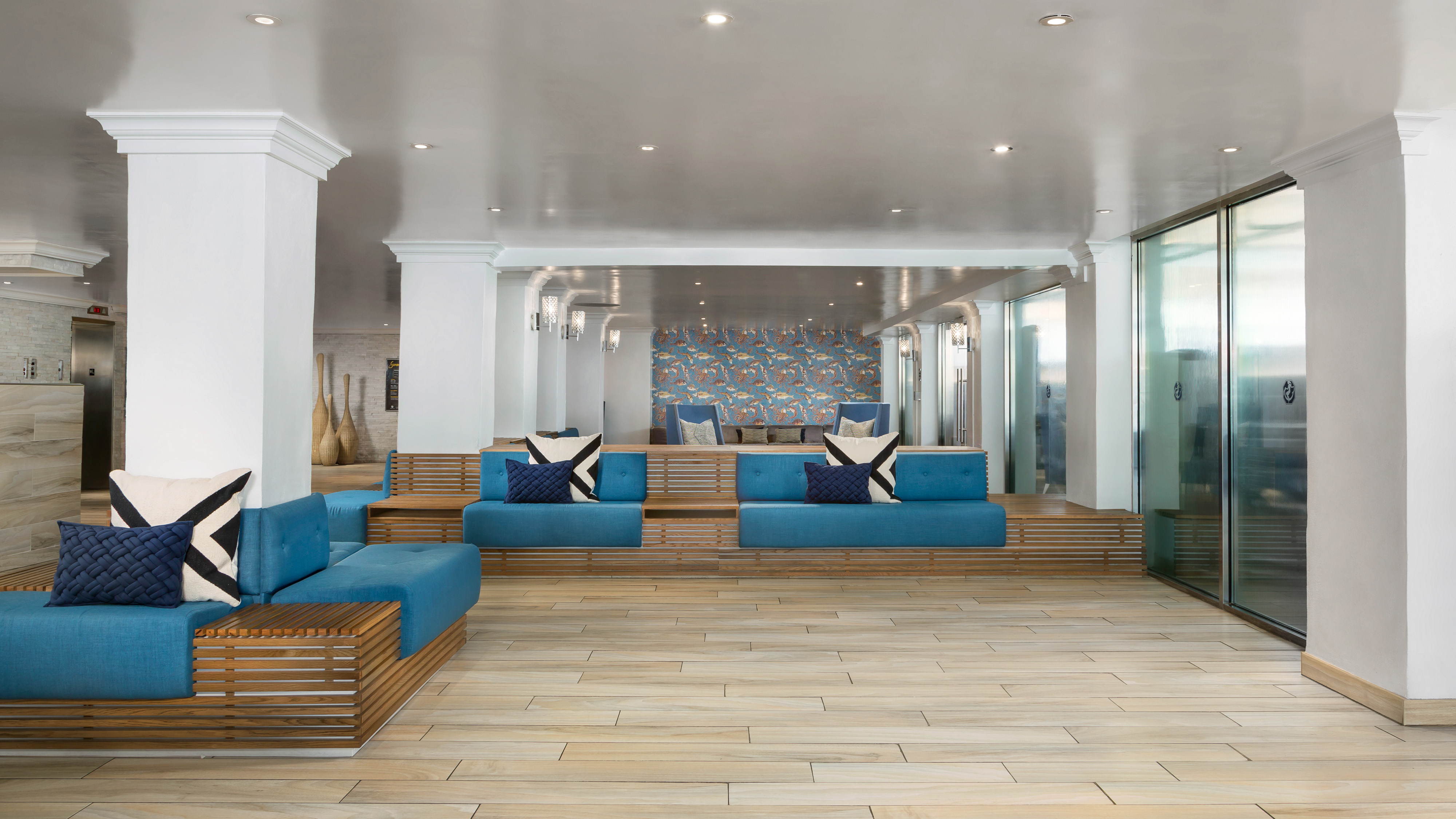 Rooms and Suites banner